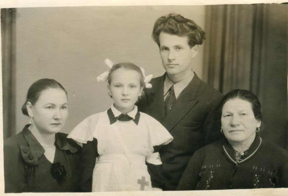 Portret de familie — înainte de restaurare